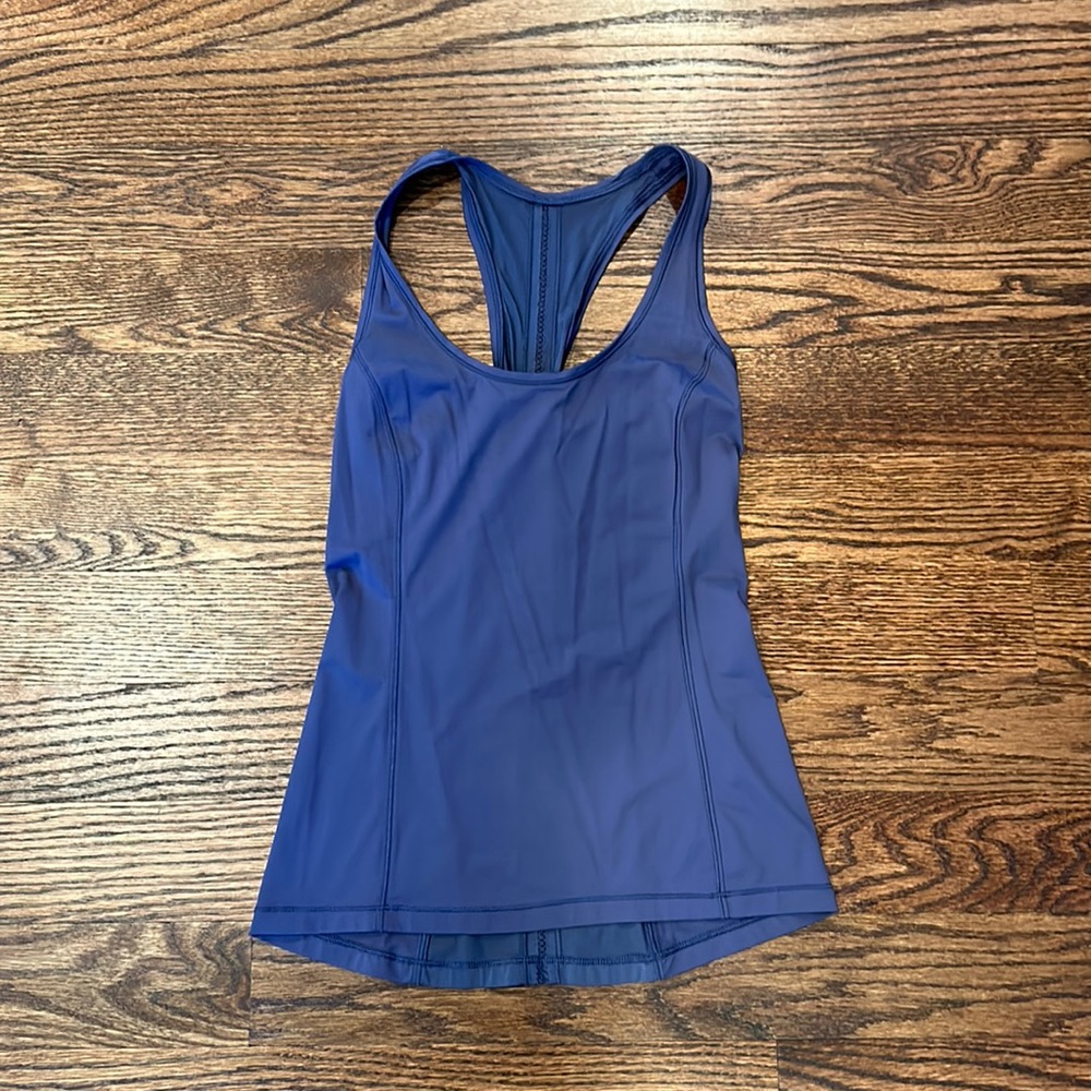 Lululemon tank